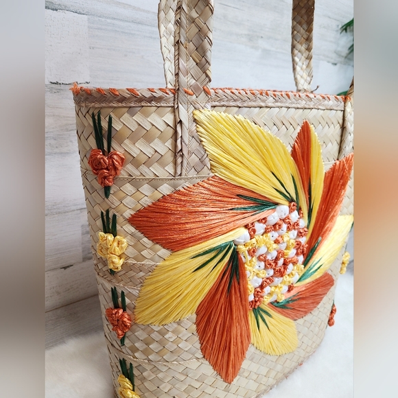 Bags | Vintage Wicker Straw Woven Raffia Basket Tote Bag | Poshmark